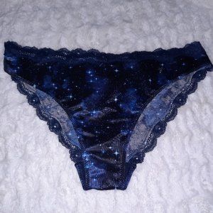 Victoria's Secret panties large NWT
